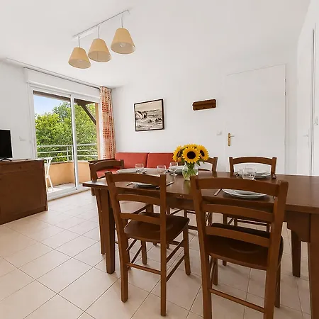 Lumineux, Piscine & Parking Apartament