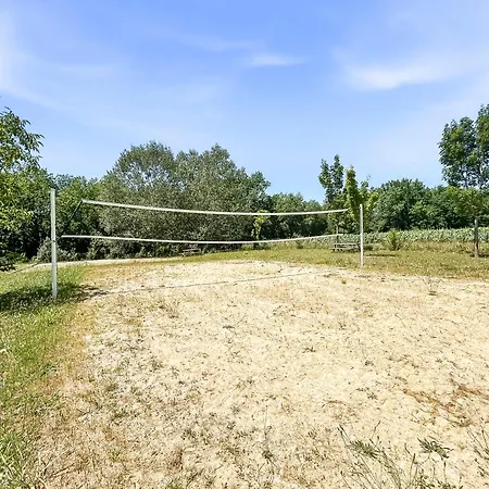 Lumineux, Piscine & Parking *